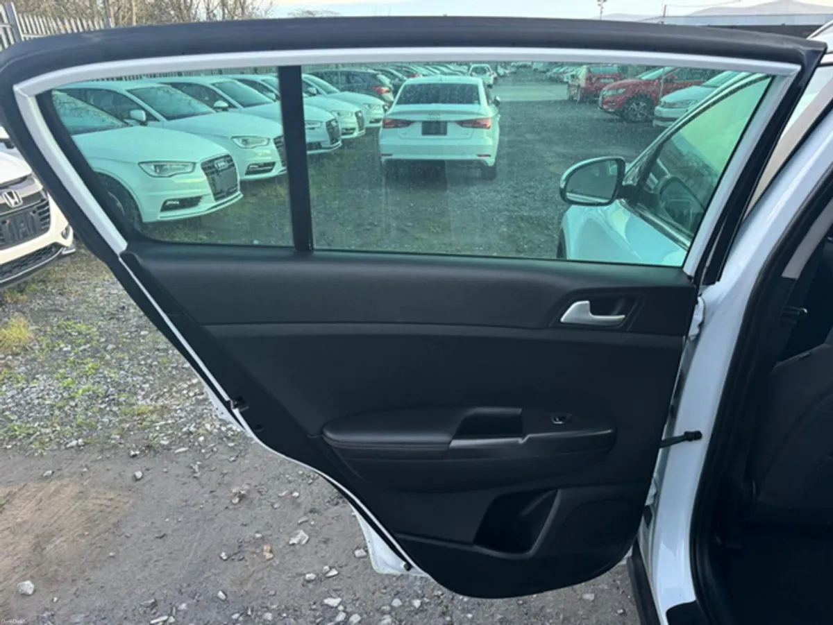 Kia Sportage 1.7L Diesel - 1Yr Warranty - Fresh NC - Image 6