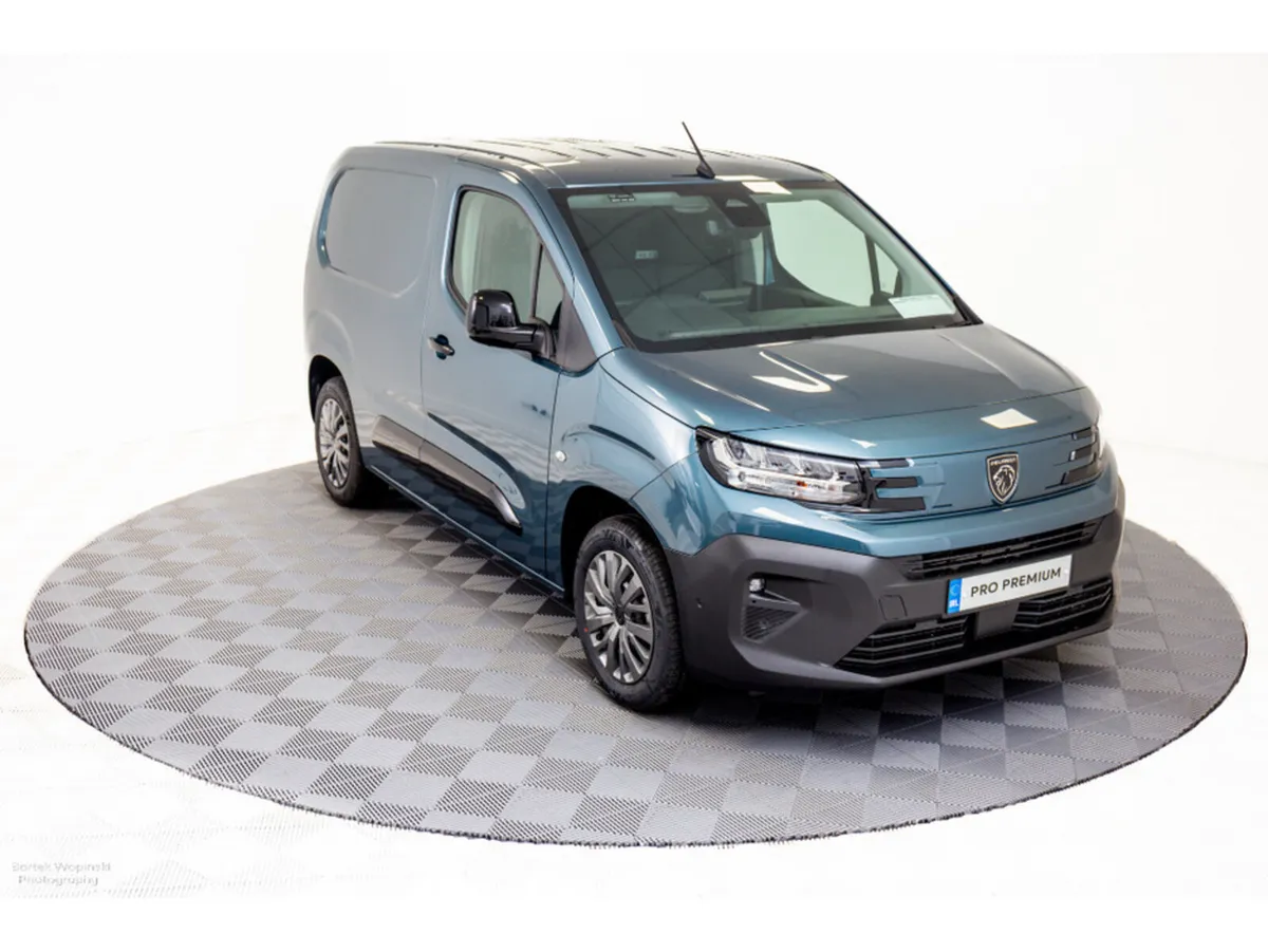 Peugeot Partner Pro Premium 1.5 Diesel 100HP 650Kg - Image 1