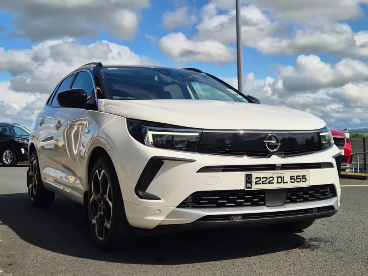 Opel Grandland ELITE 1.2 130PS 8 SPEED AUTOMATIC - Image 6