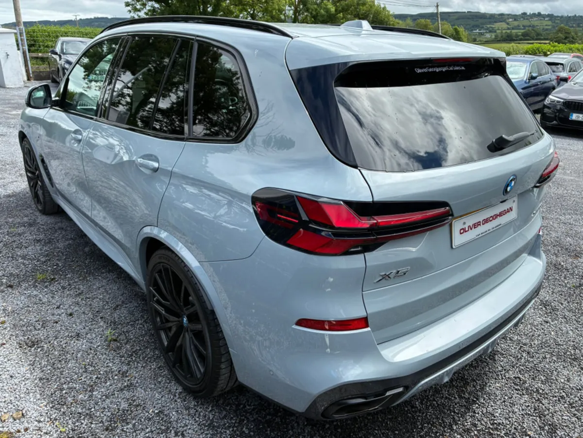 BMW X5 XDRIVE50E M SPORT G05 - Image 3