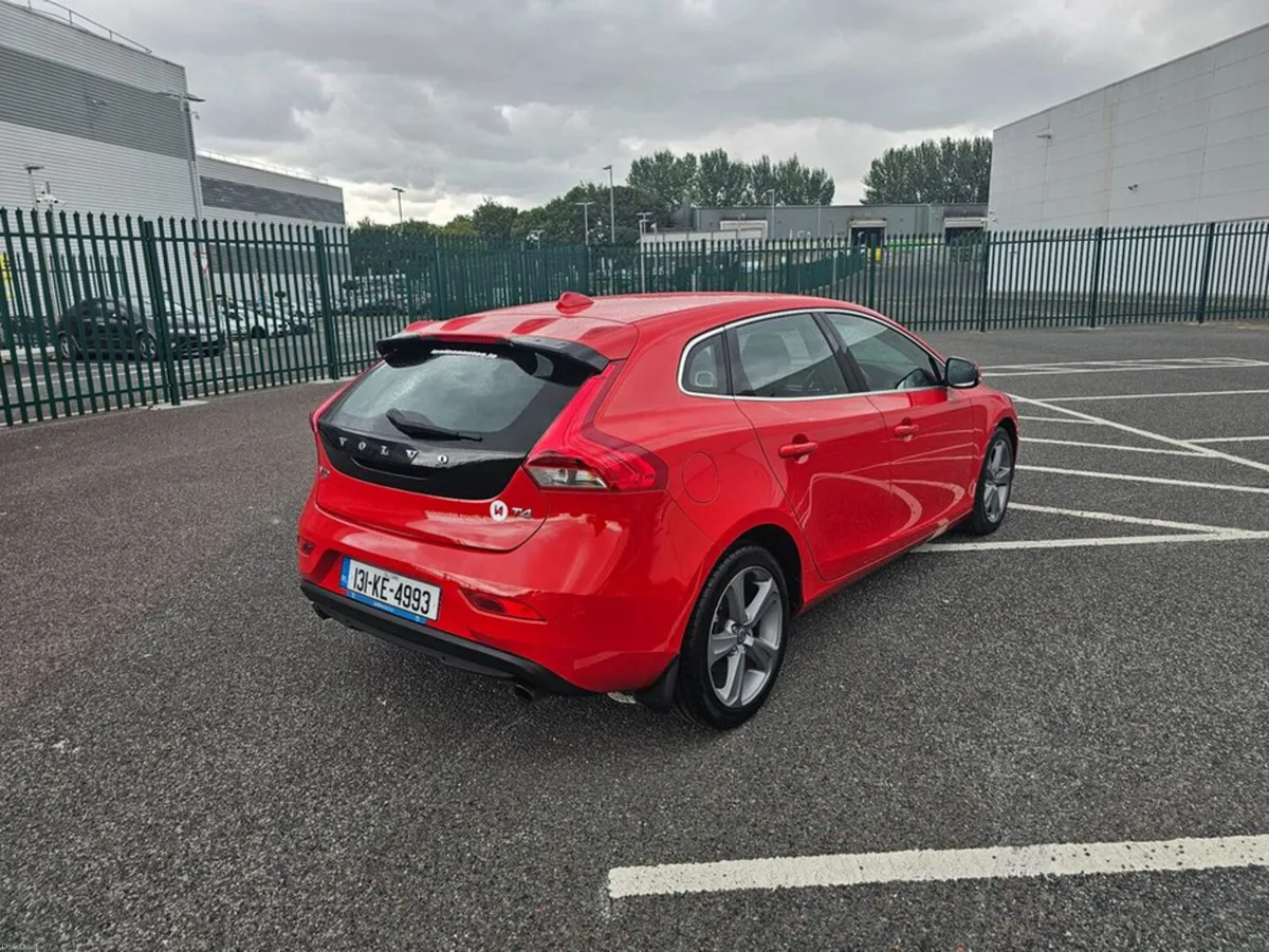 Volvo V40 1.6 PETROL, AUTOMATIC, LEATHER, NEW NCT, - Image 3