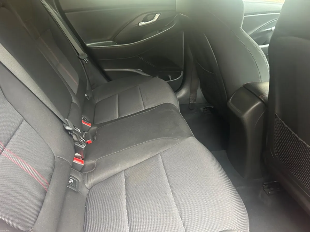 Hyundai i30 I 30 NLINE 5DR PETROL - Image 6