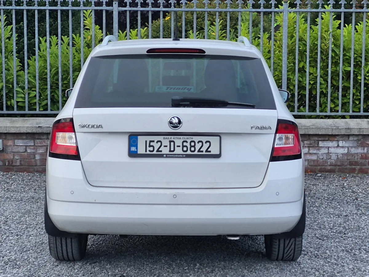 Skoda Fabia Estate Style 1.2 Petrol . - Image 6