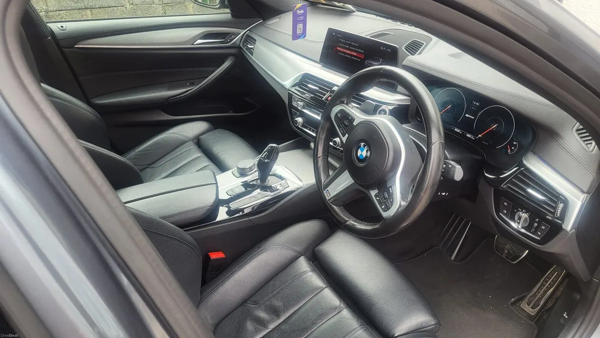 BMW 530e 2018 - Image 6