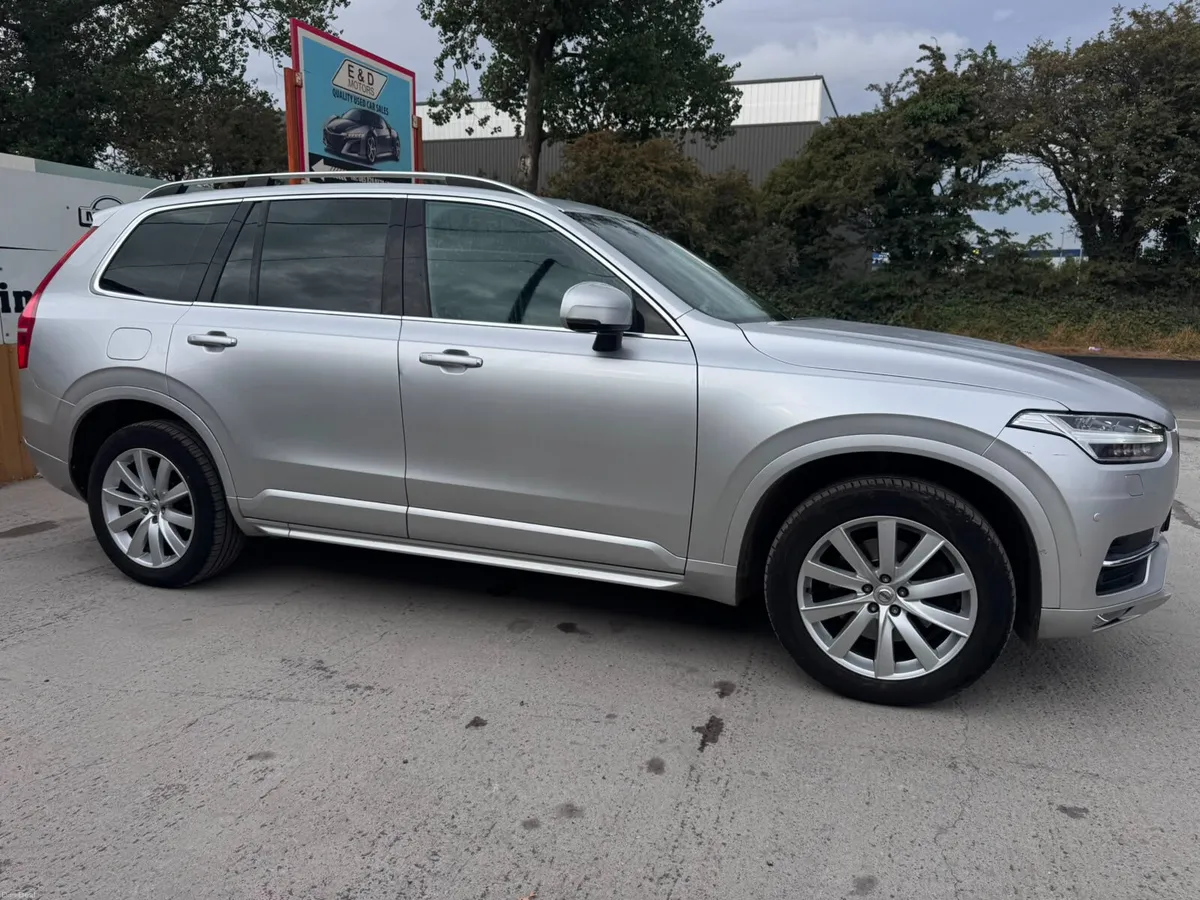 161 Volvo XC90 AWD MOMENTUM GT 5DR AUTO - Image 2