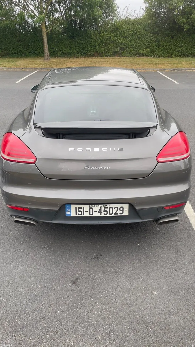 2015 Panamera 3.0 V6 Diesel Exceptional Condition - Image 4