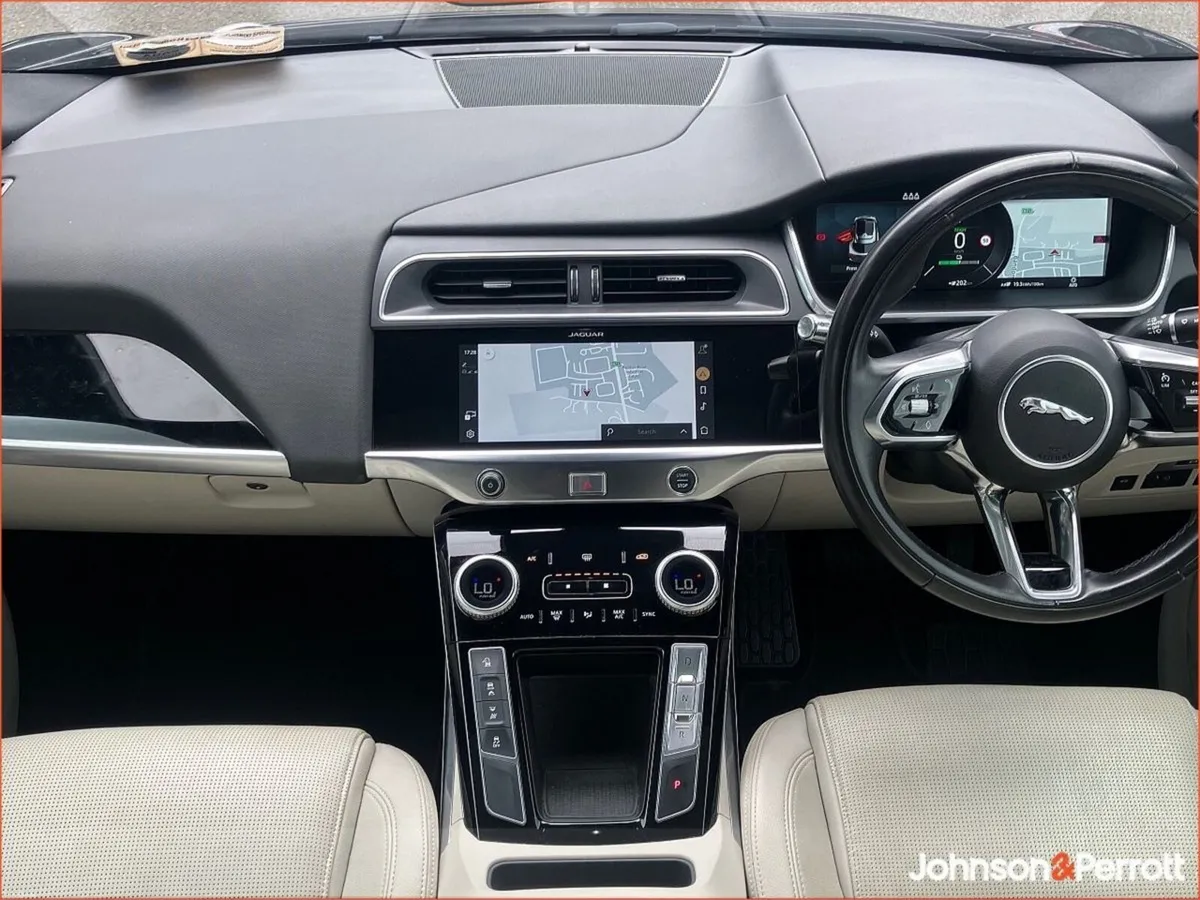 Jaguar I-Pace EV400 Auto Black Edition - Image 4