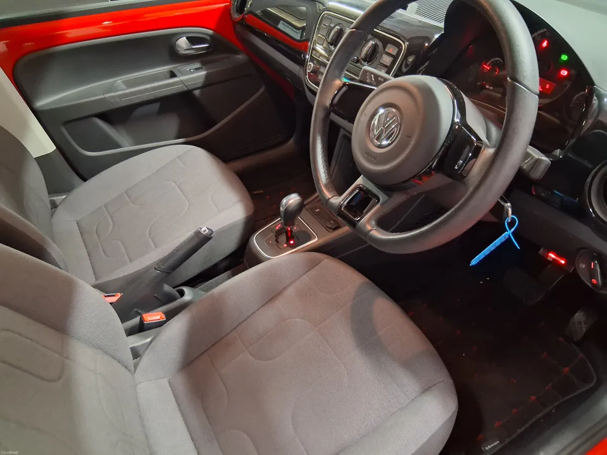 2015 Volkswagen Up! Low Kms - Auto - Image 6
