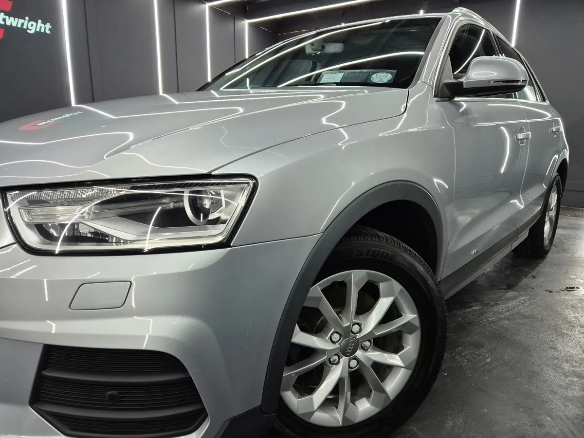 Audi Q3 2016 - Image 4