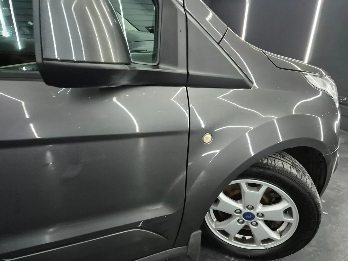 Ford Tourneo Connect 2017 - Image 4