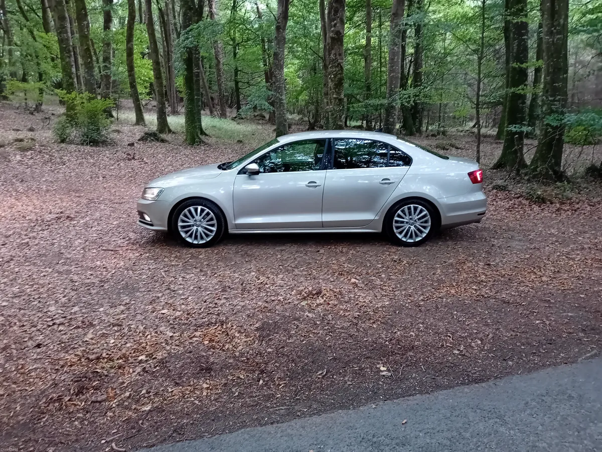 161 VW JETTA 2.0 TDI 110 BHP HIGHLINE 1 OWNER CAR - Image 4