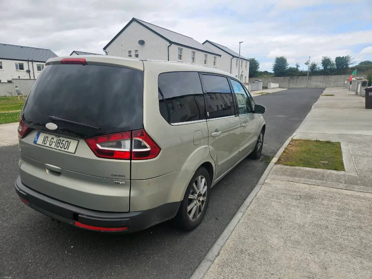 Ford Galaxy - Image 1