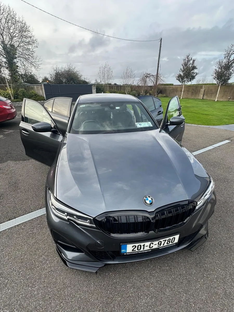 BMW 330e M-Sport 292bhp - Image 1