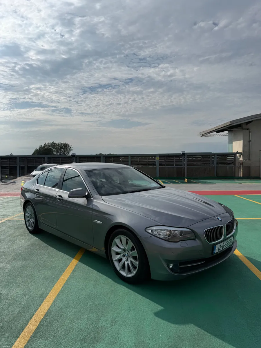 12 BMW 5-Series 2.0 Diesel AUTO - LOW MILEAGE - Image 1