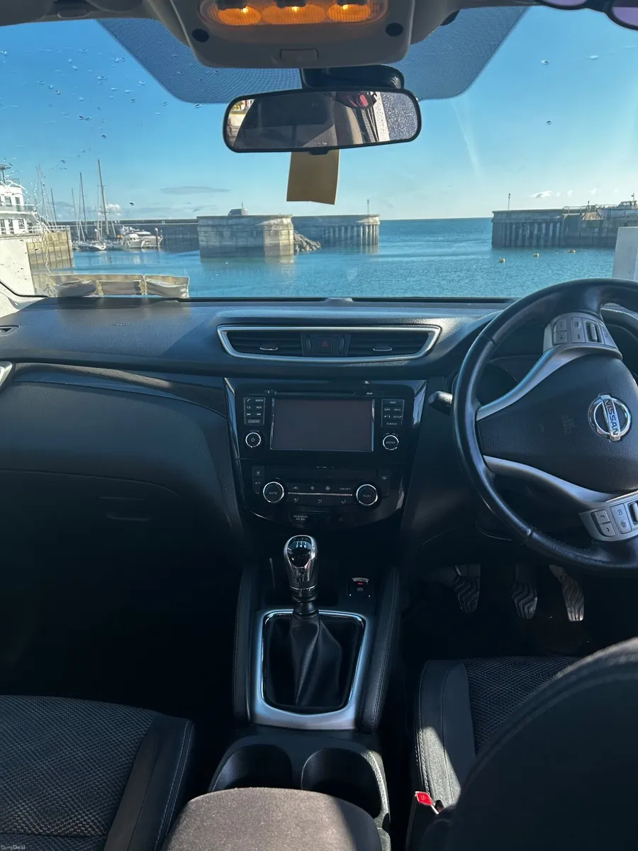 Nissan Qashqai 2015 - Image 3