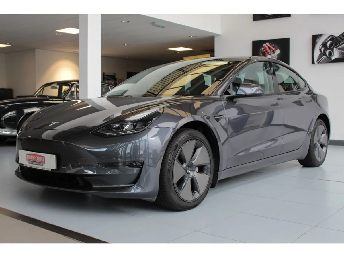 Tesla Model 3 Long Range AWD - Image 6