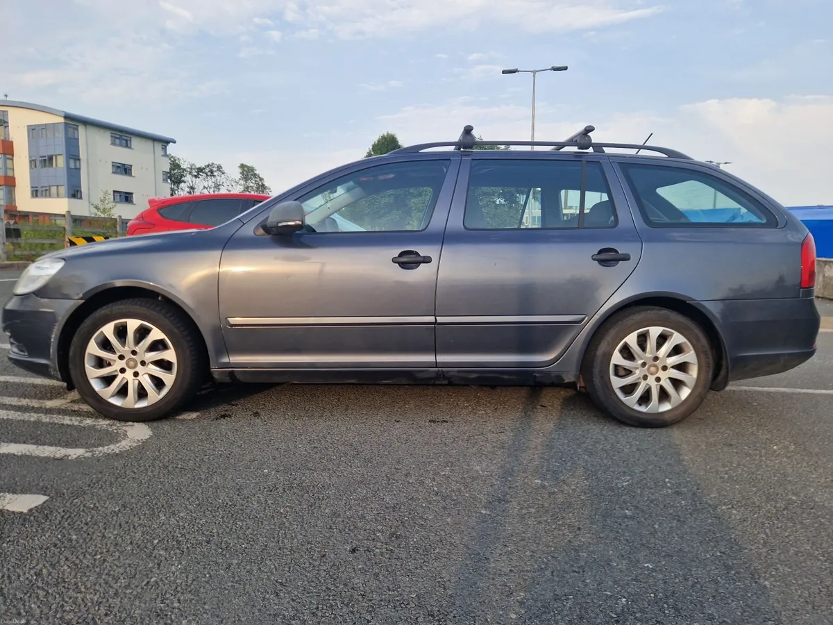 Skoda Octavia 2011 - Image 4