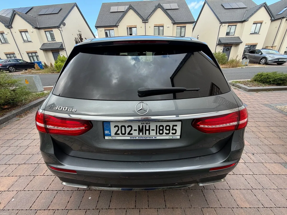 2020 Mercedes E300de AMG Line Estate PHEV - Image 6