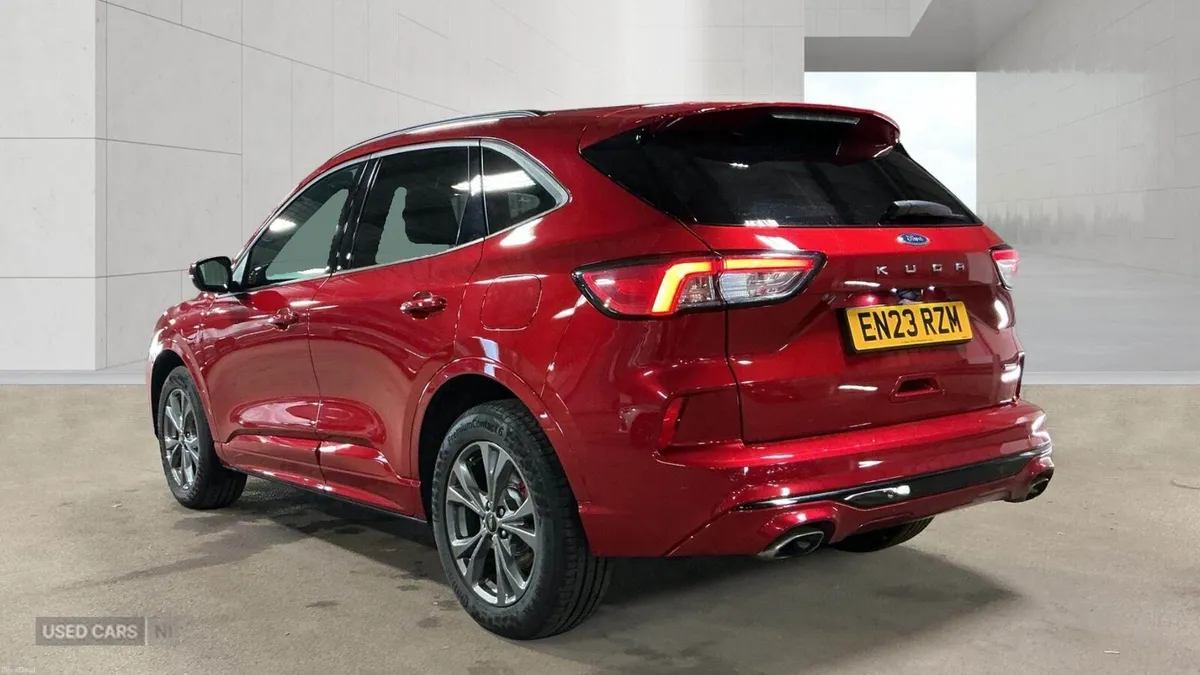 Ford Kuga ESTATE - Image 3