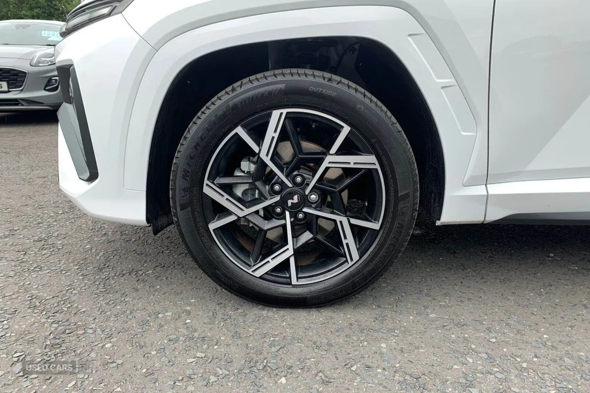 Hyundai Tucson 1.6T N Line Petrol Hybrid Auto (239 - Image 6