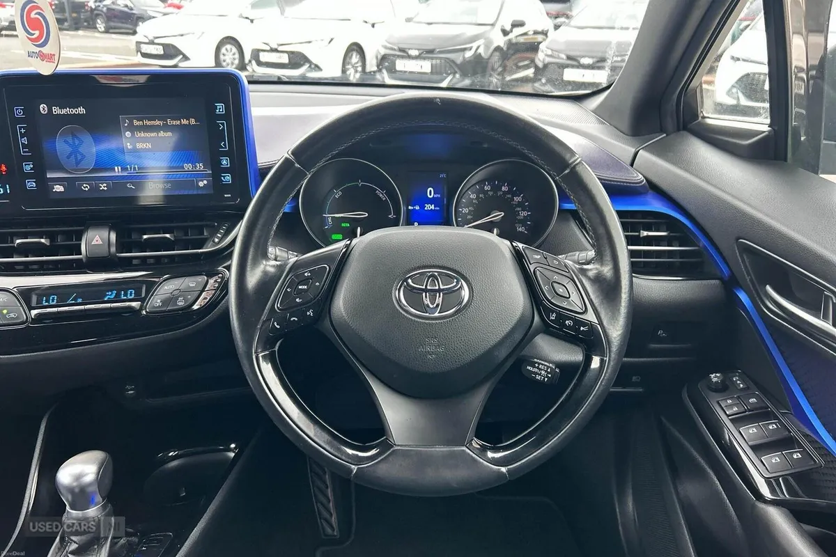 Toyota C-HR 1.8 VVT-h Dynamic CVT Euro 6 (s/s) 5dr - Image 6