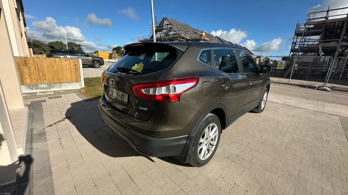 Nissan Qashqai 2014 Automatic - Image 5