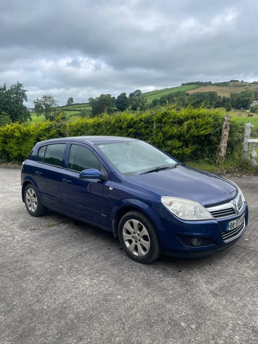 Vauxhall Astra 2008 - Image 1