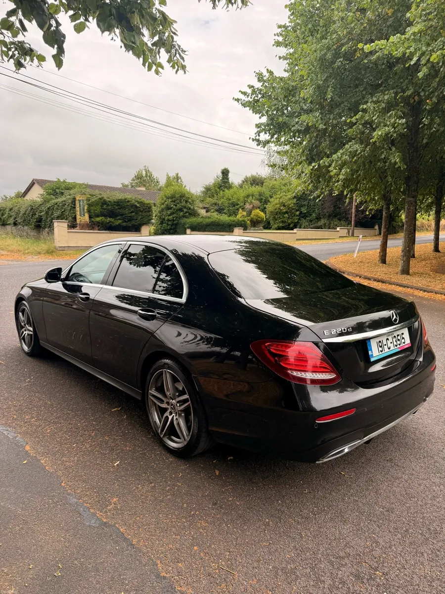 2019 Mercedes Benz E220 High Spec - Image 4