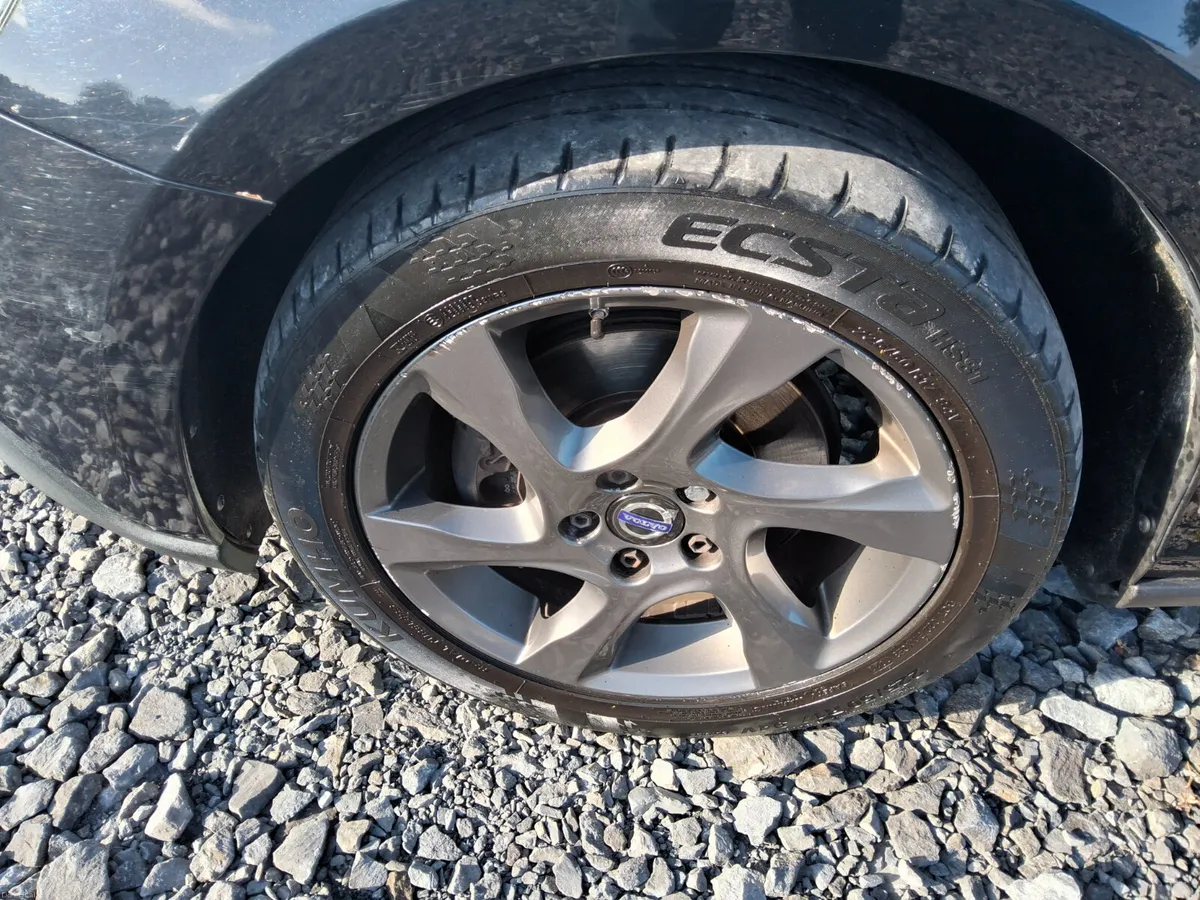 Volvo V40 2014 - Image 4