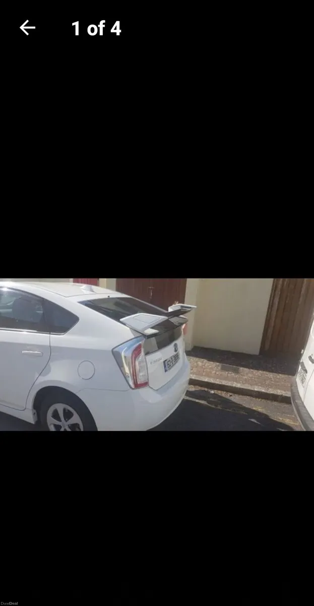 TOYOTA PRIUS SPOILER - Image 1