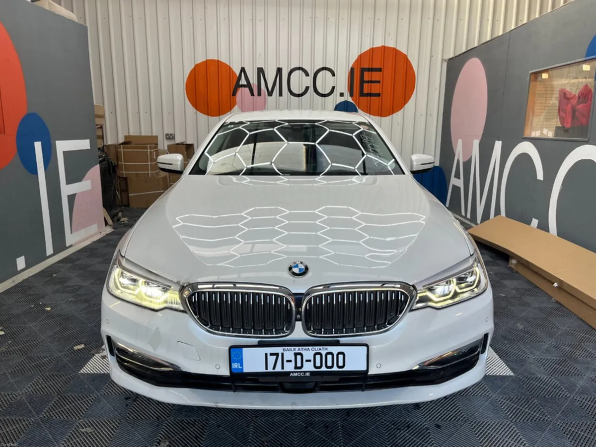 BMW 5-Series 2017 BMW 523D LUXURY 2.0 AUTOMATIC / - Image 6
