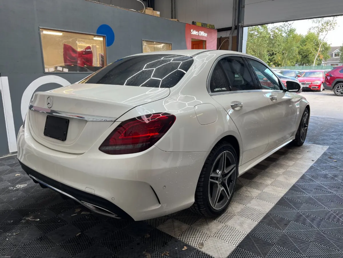 Mercedes-Benz C-Class 2019 MERCEDES-BENZ C220D 2.0 - Image 2