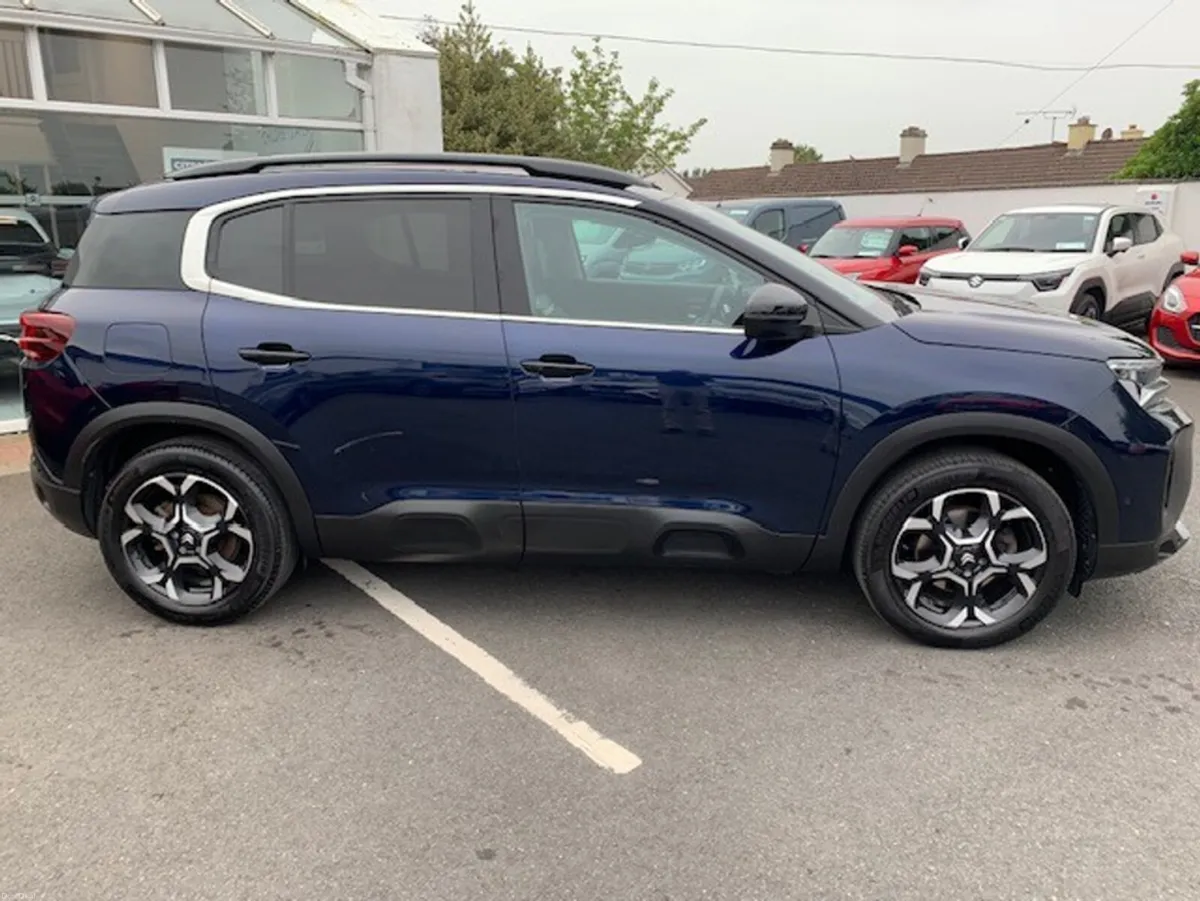 Citroen C5 Aircross PLUS PACK BLUE HDI - Image 2