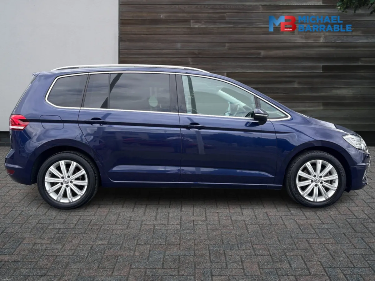 Volkswagen Touran 1.4 Petrol Automatic Highline - Image 4