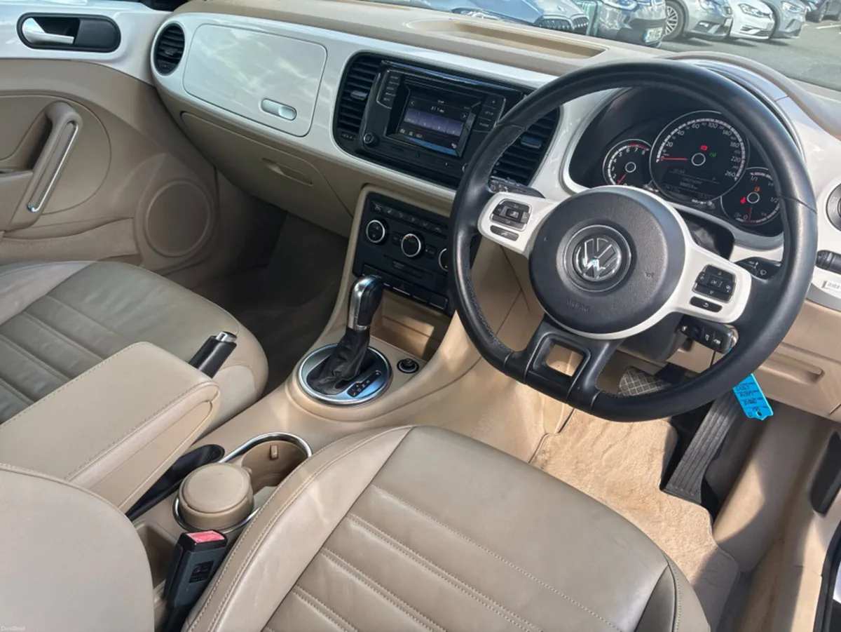 Volkswagen Beetle Automatic *Full Leather* - Image 6