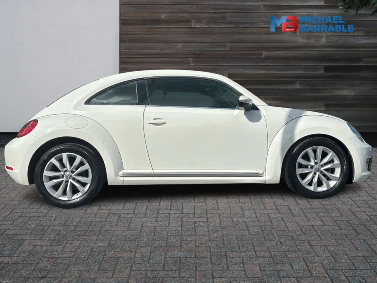 Volkswagen Beetle Automatic *Full Leather* - Image 4