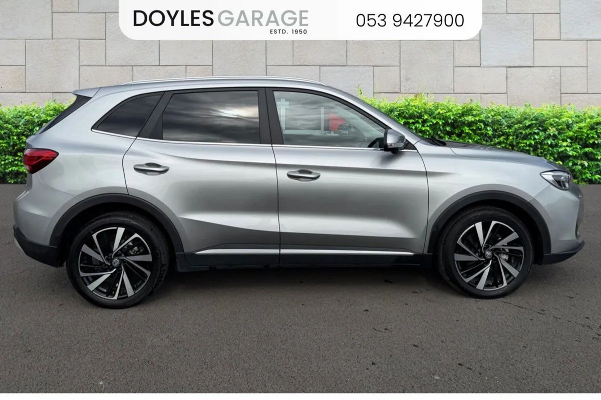 MG ZS Exclusive HEV - Image 2