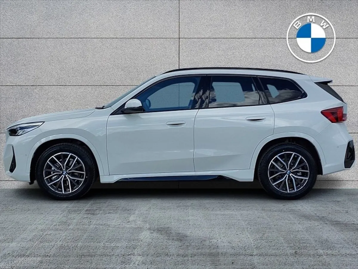 BMW iX1 eDrive20 M Sport - Image 3