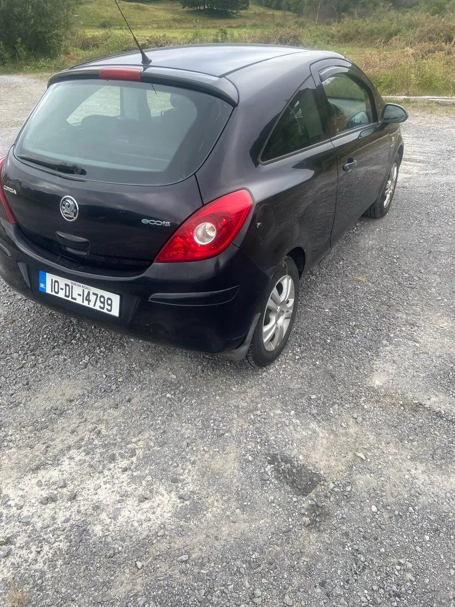 Vauxhall corsa 1.3 diesel (€180 tax) - Image 5
