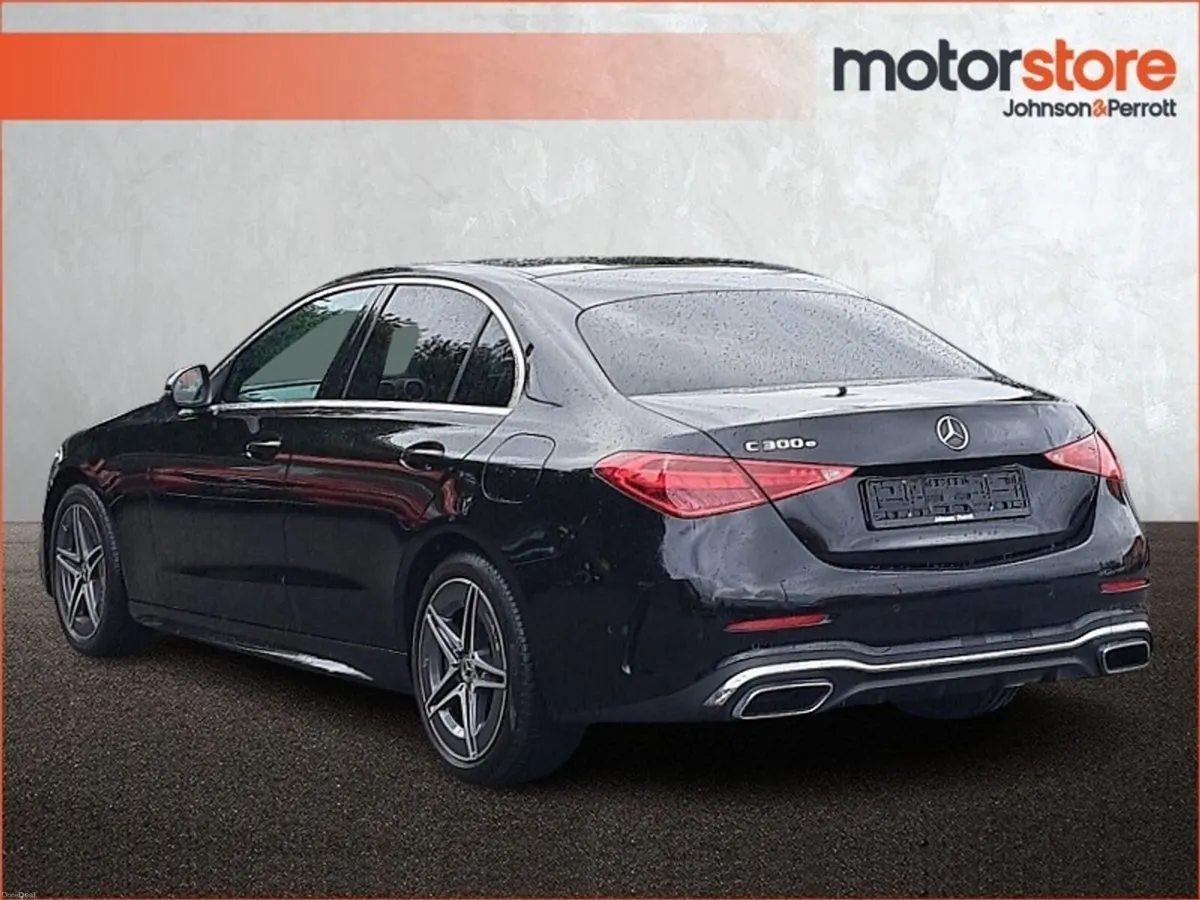 Mercedes-Benz 300 C 300 E Amg Line Auto  AMG Line - Image 2
