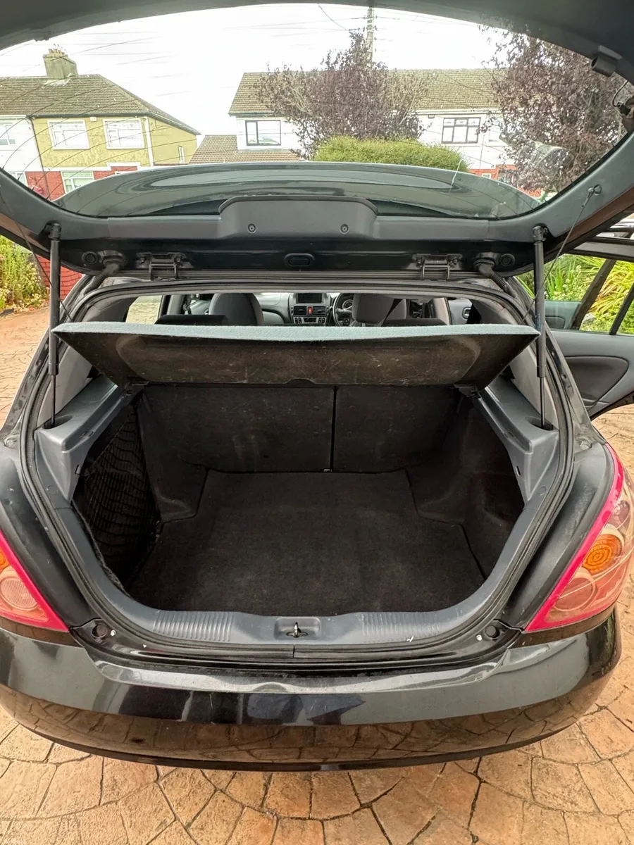 Nissan almera 2007 - Image 4
