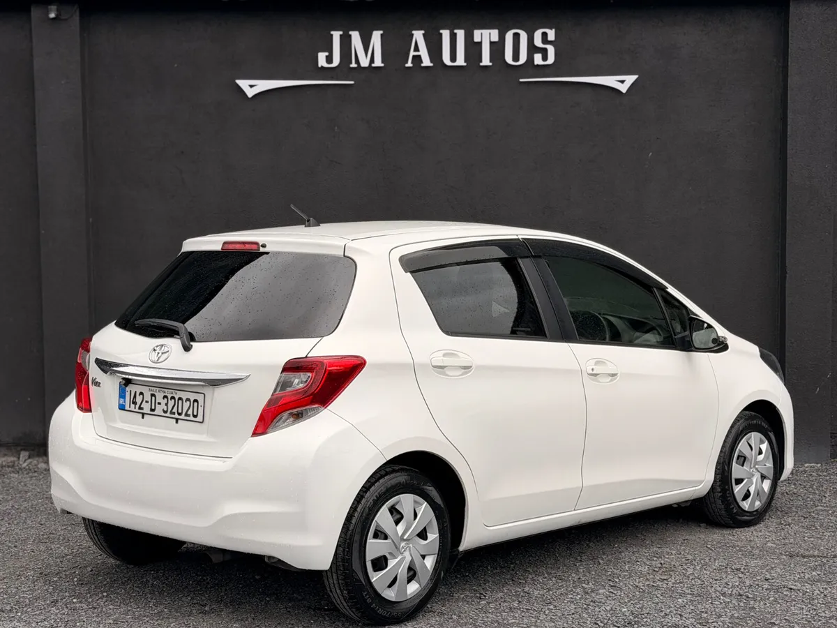 2014 TOYOTA VITZ AUTOMATIC/IMMOBILISER - Image 4
