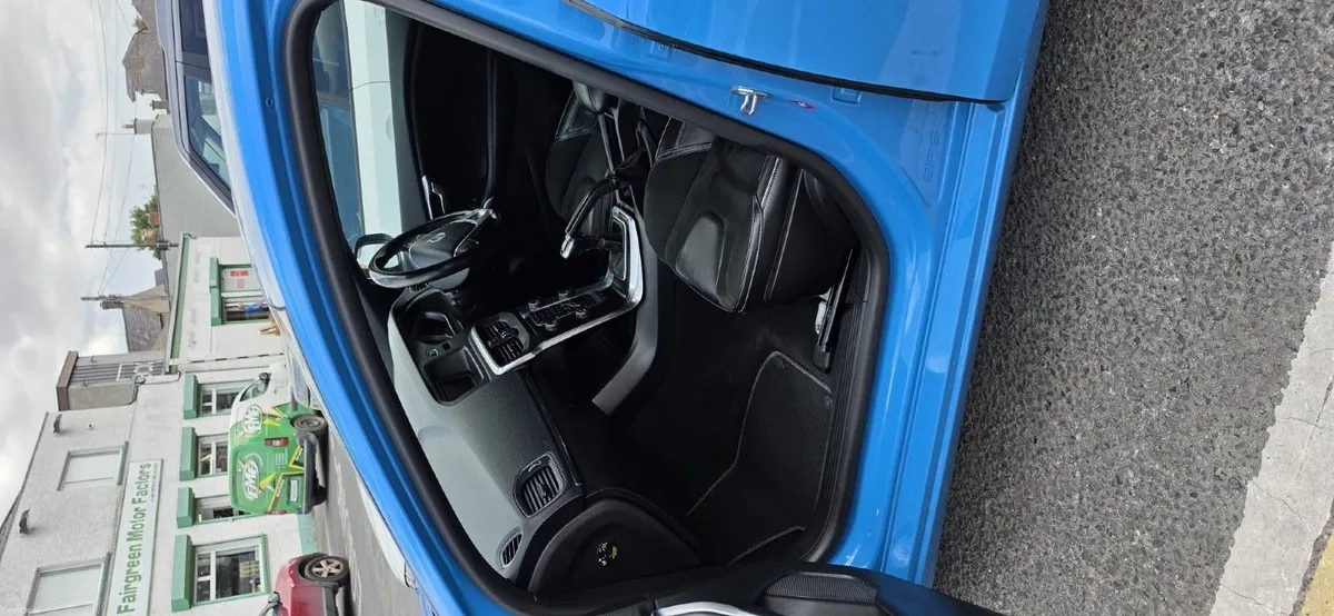 Volvo V40 2016 - Image 3