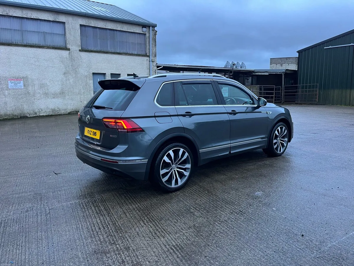 Volkswagen Tiguan R Line - Image 4