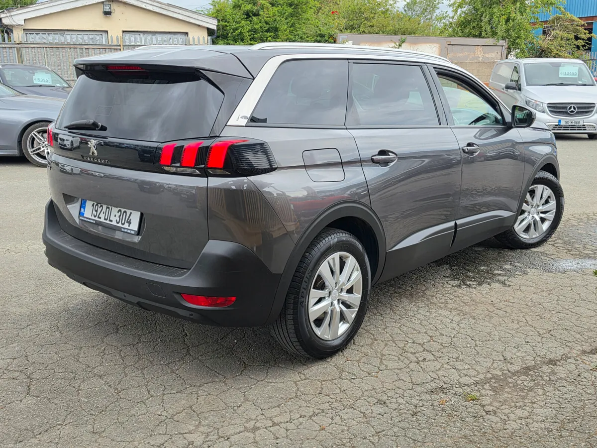 192 PEUGEOT 5008 *1.5d*AUTO* - Image 3