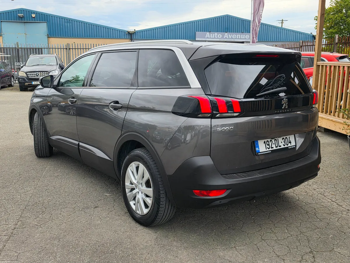 192 PEUGEOT 5008 *1.5d*AUTO* - Image 4