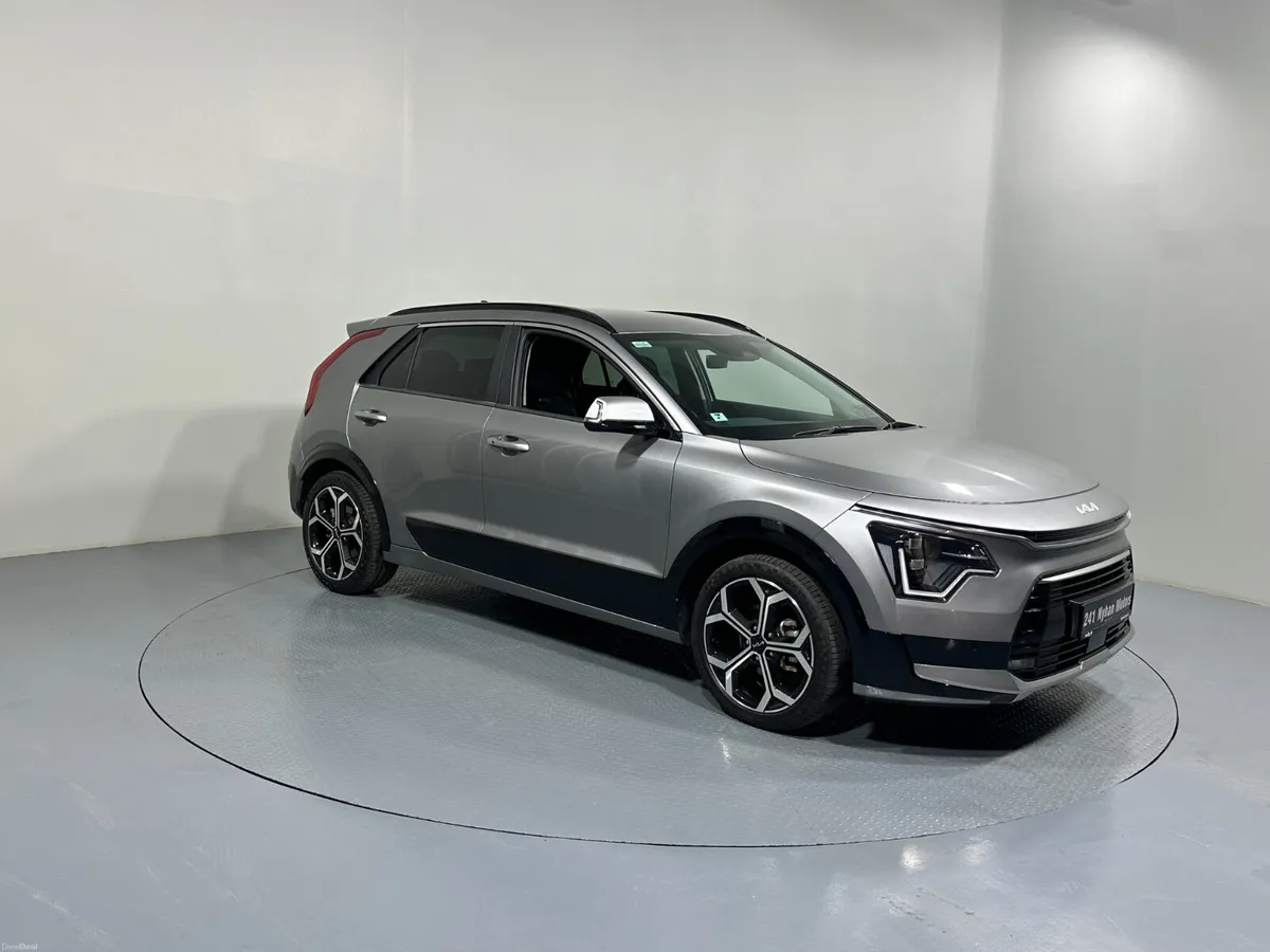 Kia Niro HEV K3 Auto 232 (2023) - Image 1