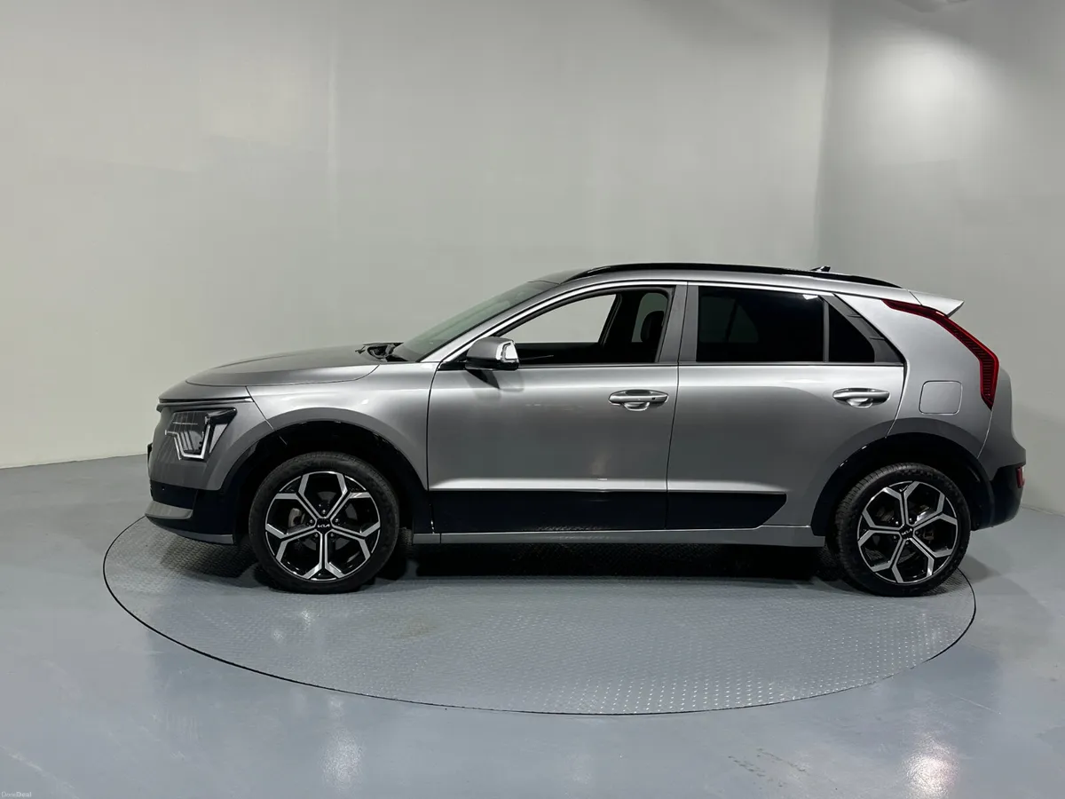 Kia Niro HEV K3 Auto 232 (2023) - Image 4