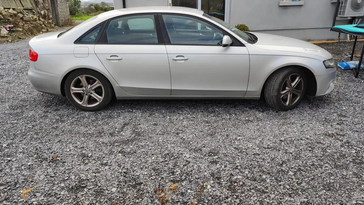 Audi A4 2011 - Image 4
