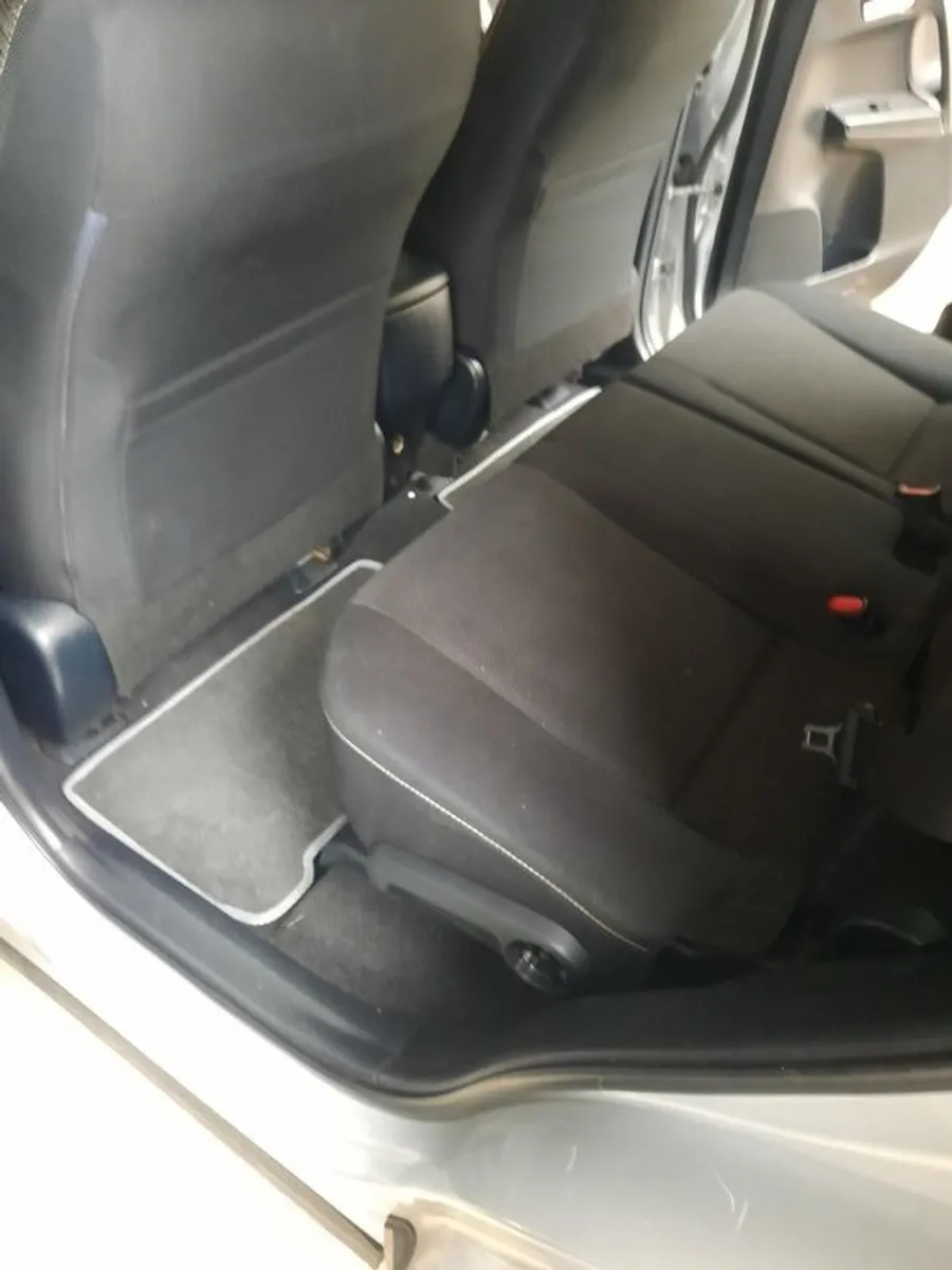 Price Reduction - 2016 Toyota Rav4 - Image 4